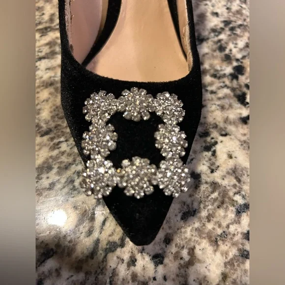 Karl Lagerfeld Women Adona Pump Sz 10M Black Velvet Block Heel Rhinestone Buckle